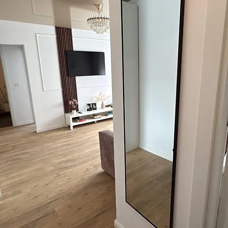 Blue - Neversea - Old Town Apartment